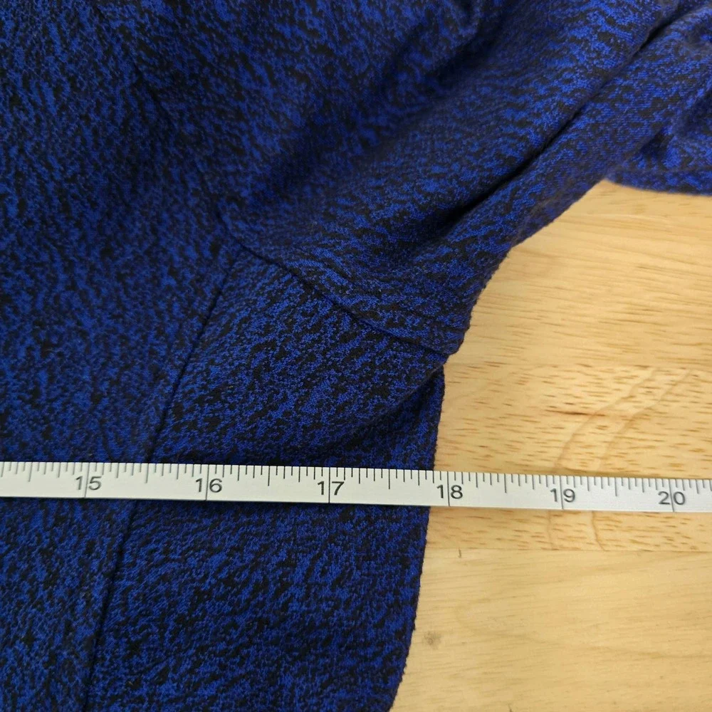 Lululemon Blue Black Static Cowl Neck Hoodie Pullover Size 6 Thumbholes Active